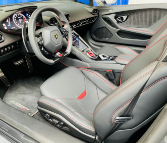 Lamborghini Huracan rental front seat